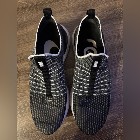 Nike React Phantom Run Flyknit 2 - Picture 2 of 7